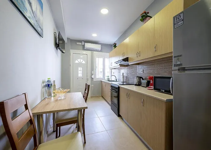 Spot Beach, Food & Coffee Nearby * Cós