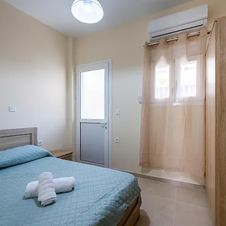 Apartment Spot Beach, Food & Coffee Nearby *